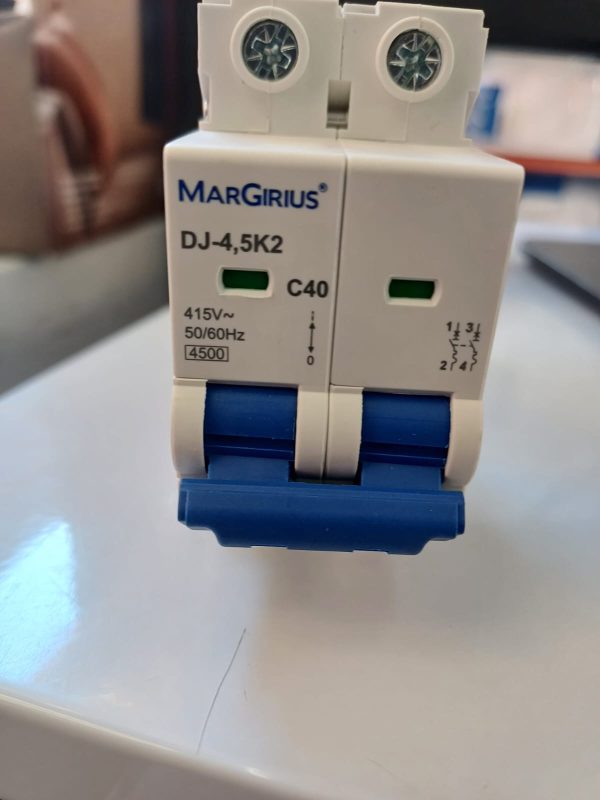 O Disjuntor Bipolar Curva C 40A 4,5KA Margirius